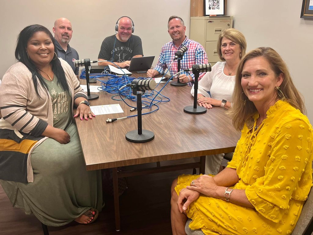 Mark Waters, Drew Startup, Dr. Fraker, Dr. Taylor, Misty Lewis and Jesse Martin